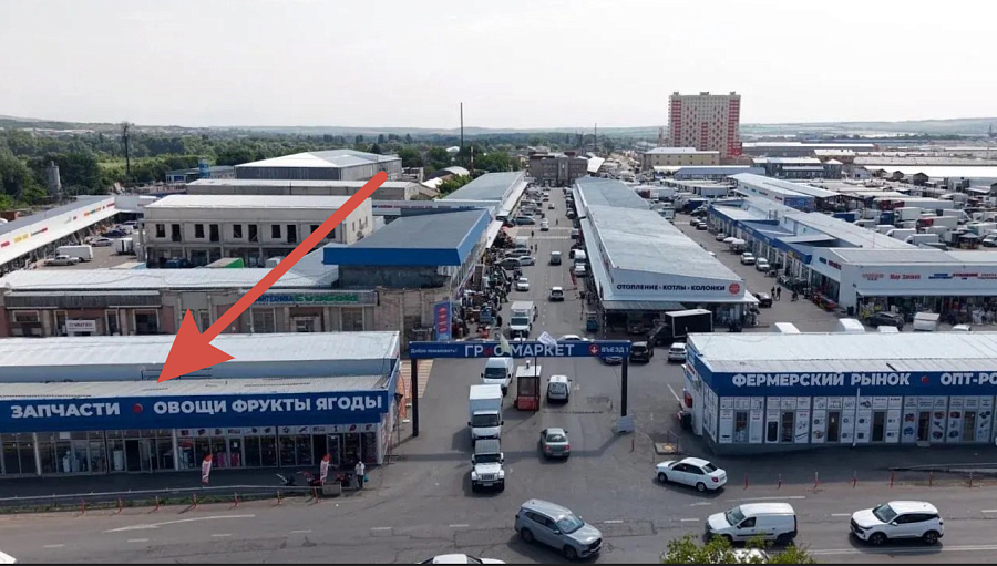 Торговые помещения у федеральной трассы